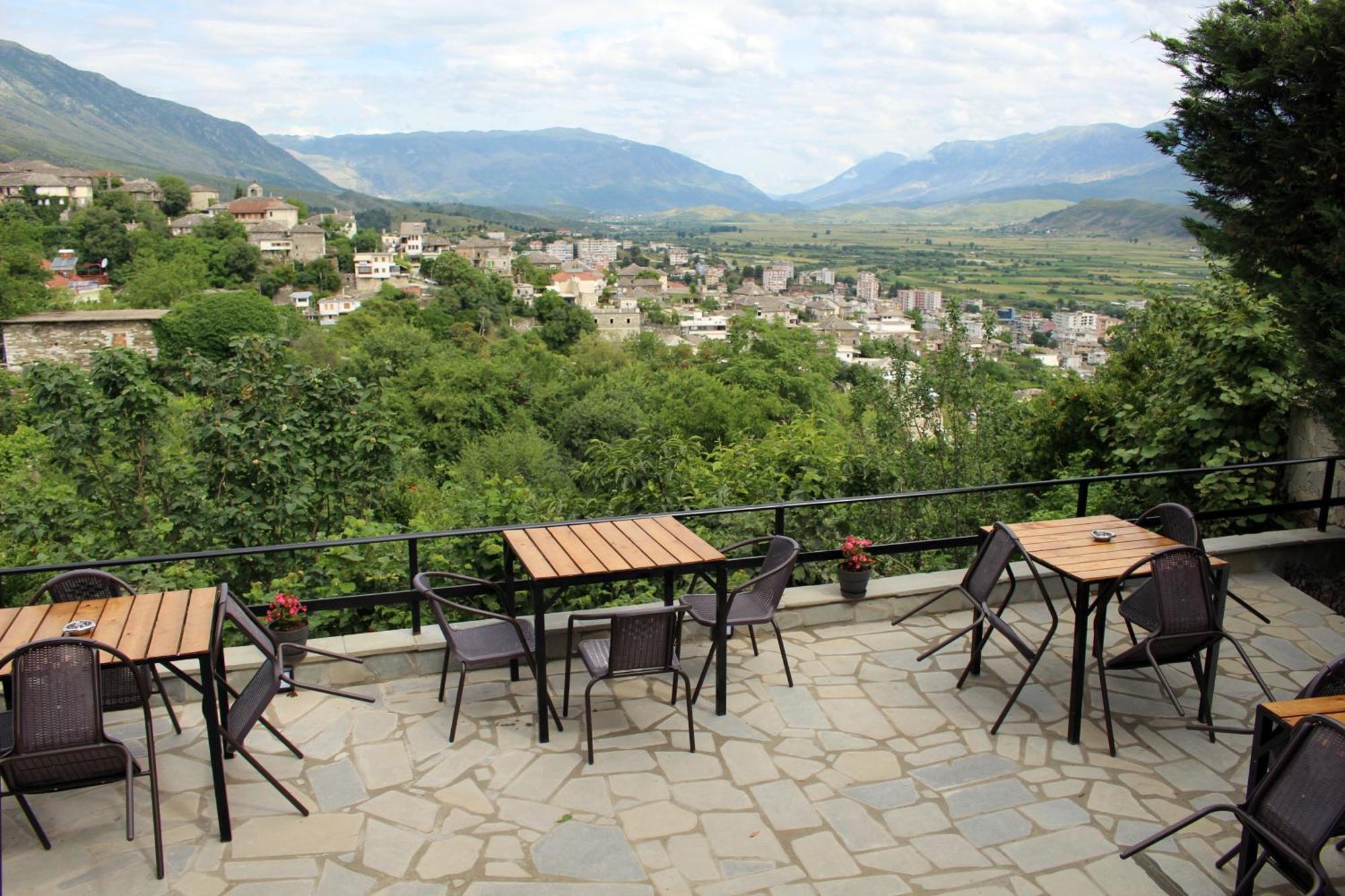 Guest House Amades Gjirokastër Exteriér fotografie
